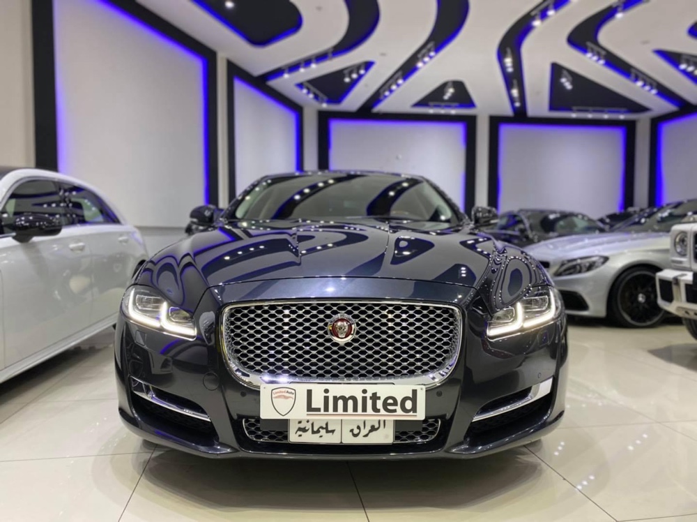 Jaguar XJ